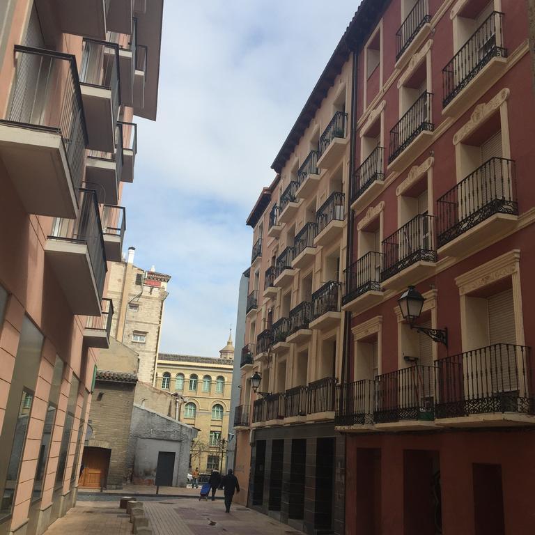 Apartamentos Auhabitat Zaragoza, Edificio De Apartamentos Turisticos Kültér fotó