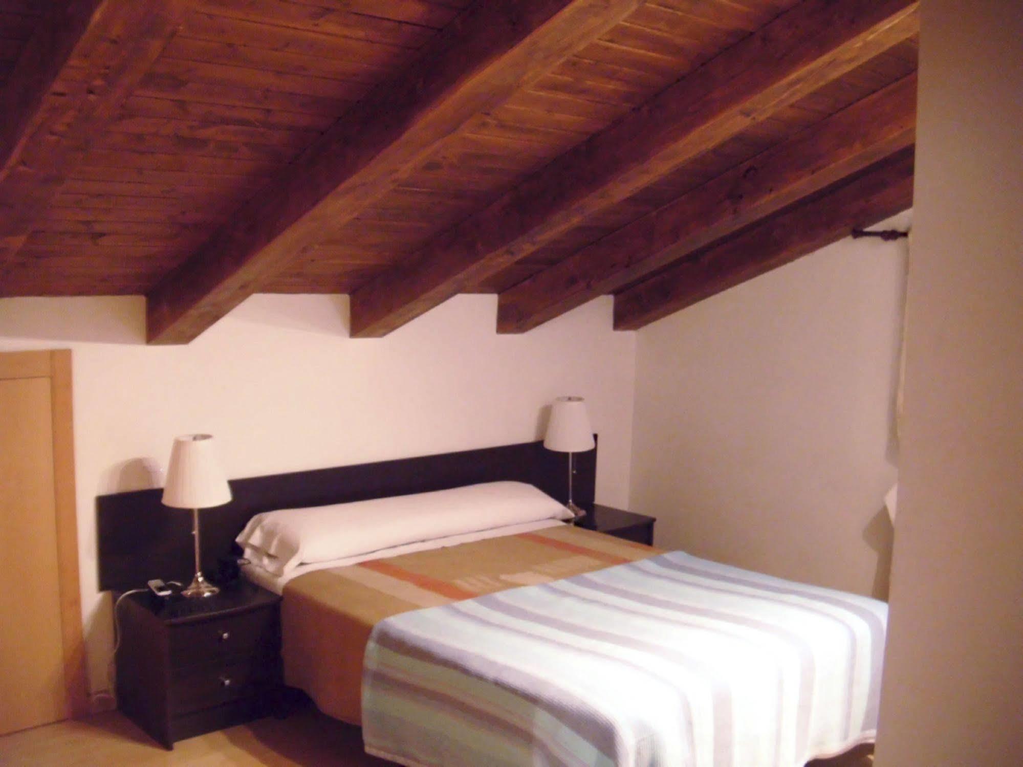 Apartamentos Auhabitat Zaragoza, Edificio De Apartamentos Turisticos Kültér fotó