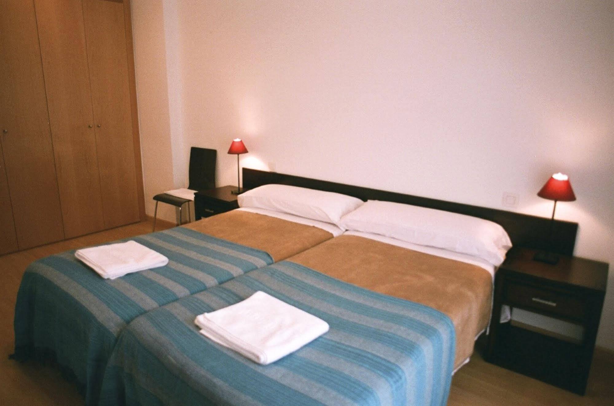 Apartamentos Auhabitat Zaragoza, Edificio De Apartamentos Turisticos Kültér fotó