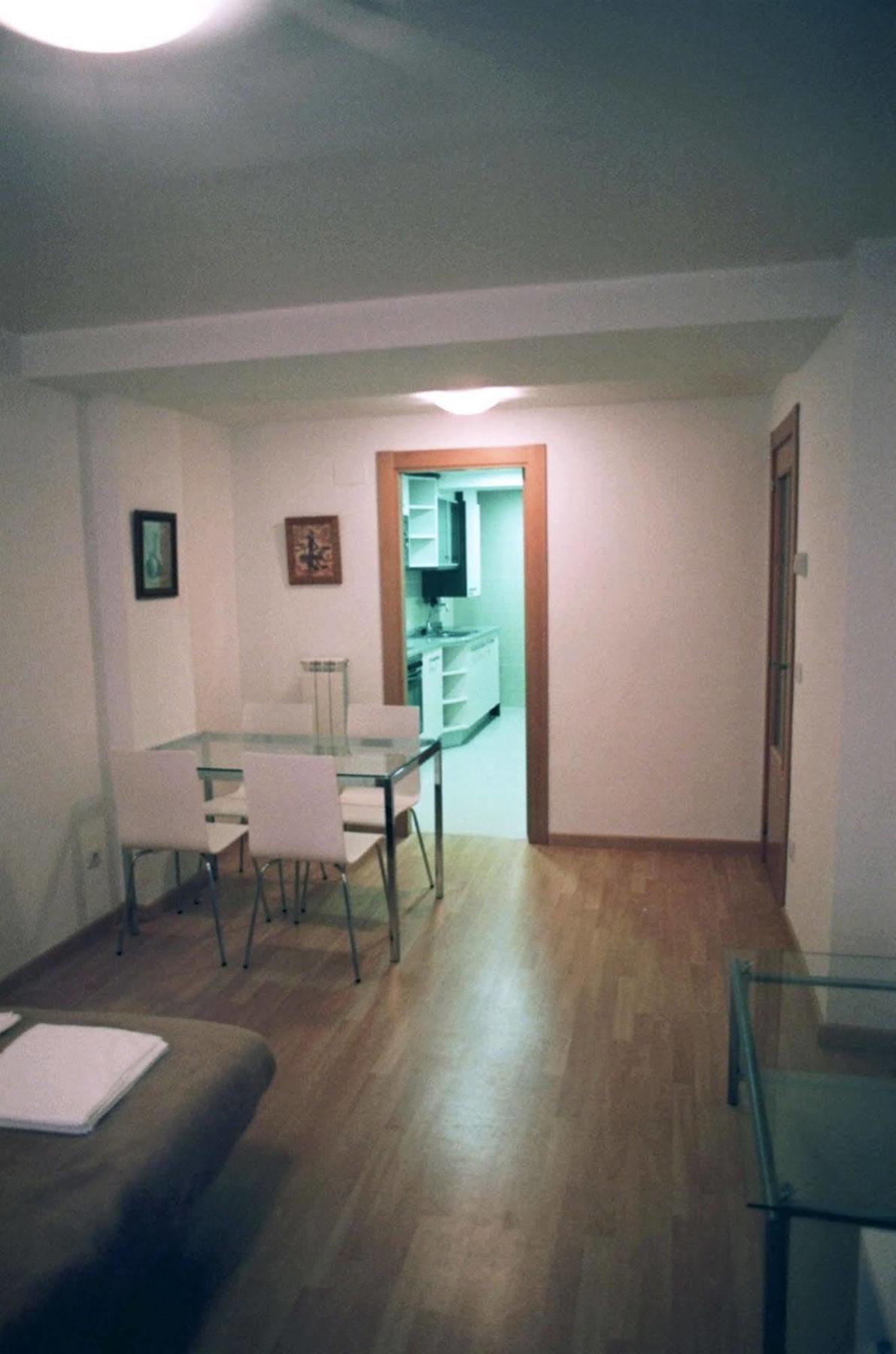 Apartamentos Auhabitat Zaragoza, Edificio De Apartamentos Turisticos Kültér fotó