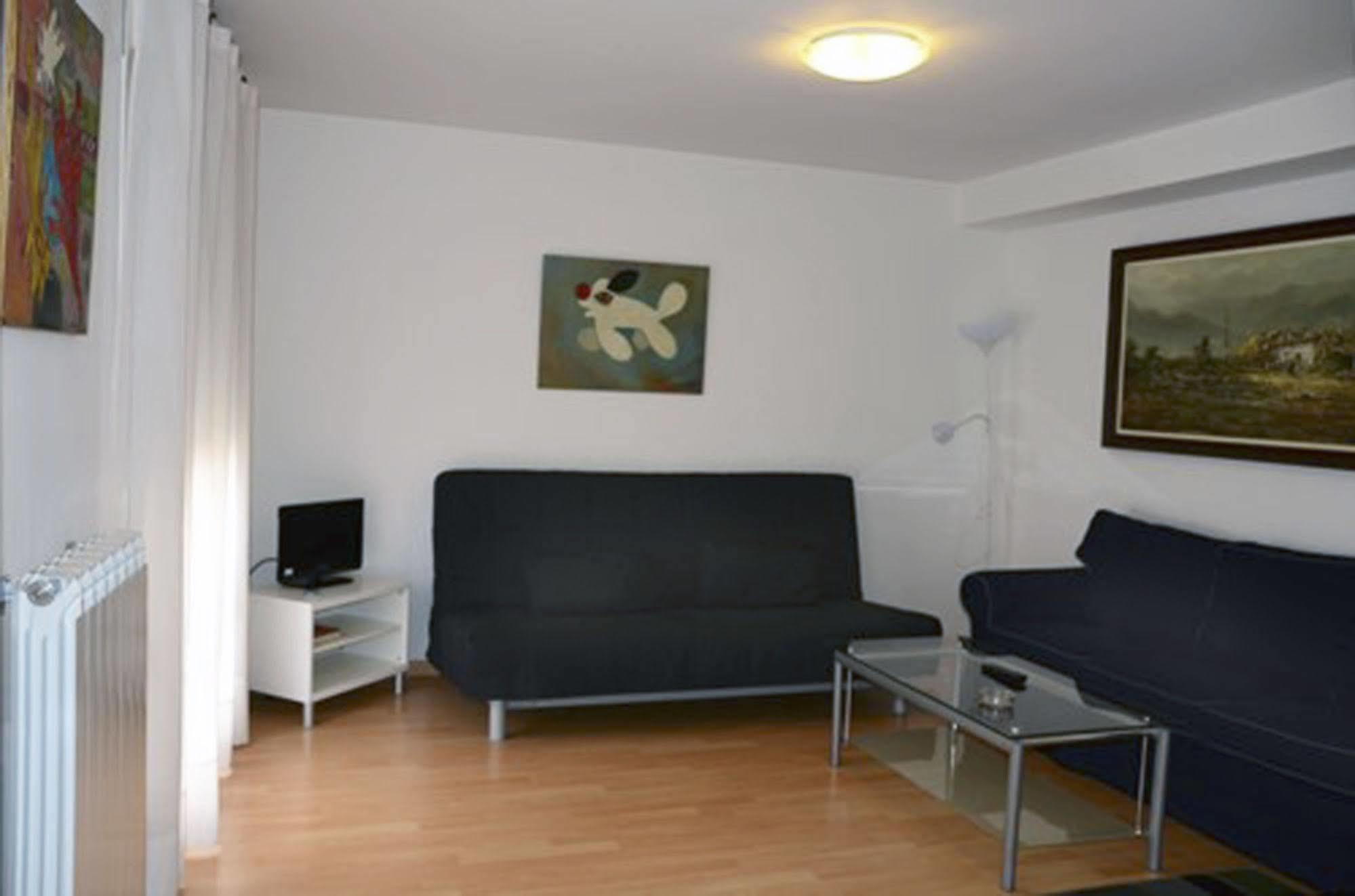 Apartamentos Auhabitat Zaragoza, Edificio De Apartamentos Turisticos Kültér fotó