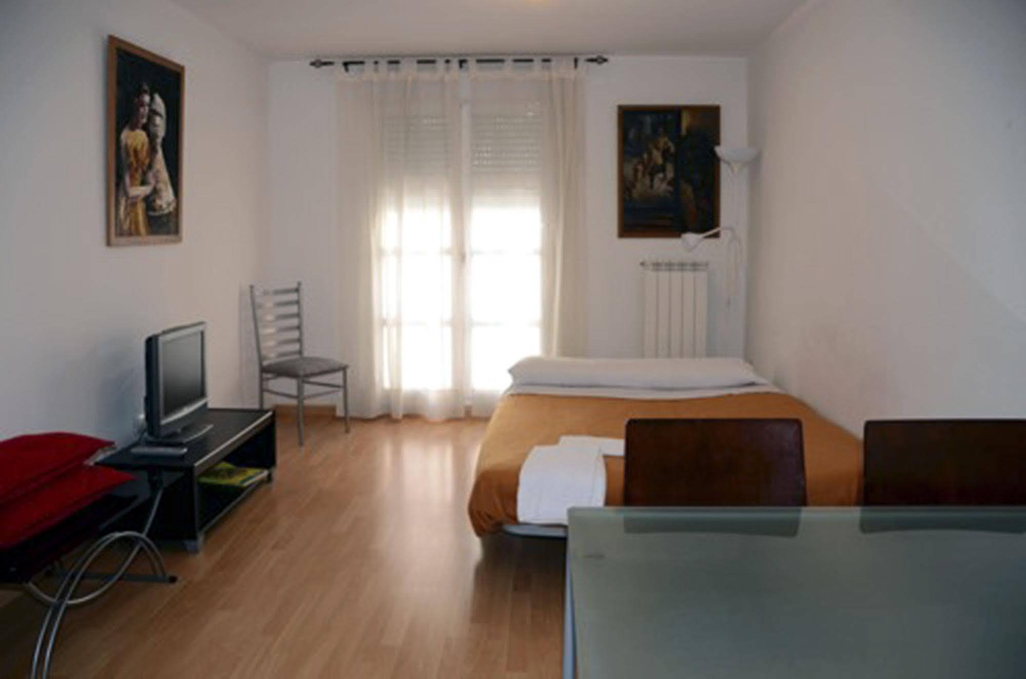 Apartamentos Auhabitat Zaragoza, Edificio De Apartamentos Turisticos Kültér fotó